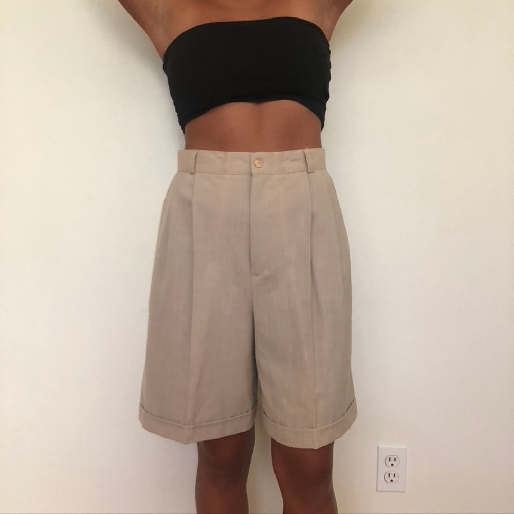 Vintage High Waist Pleated Linen Shorts